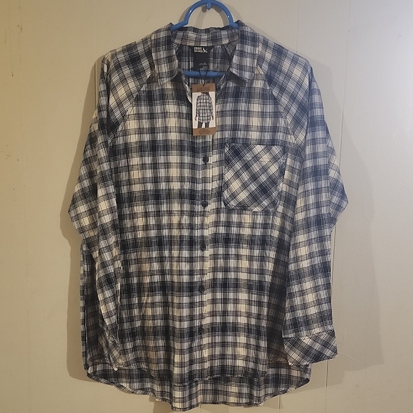 Eddie Bauer Navy and Cream Plaid Shirt - Picture 1 of 12